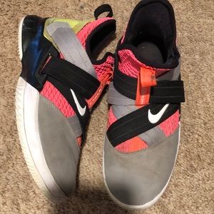 Lebron | Hot Lava/White/Black